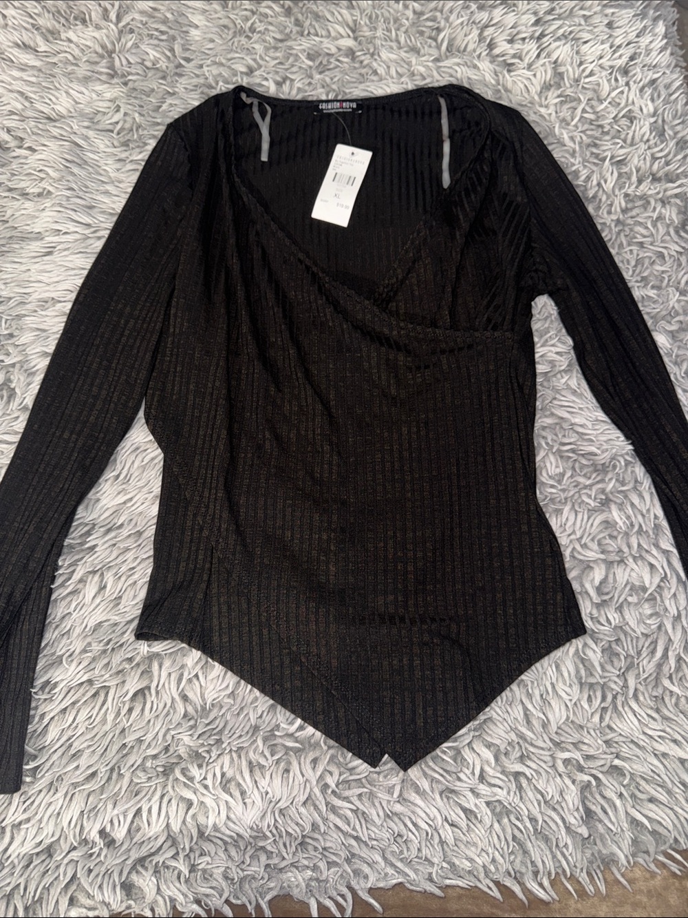 Black Long-Sleeve V-Neck Top